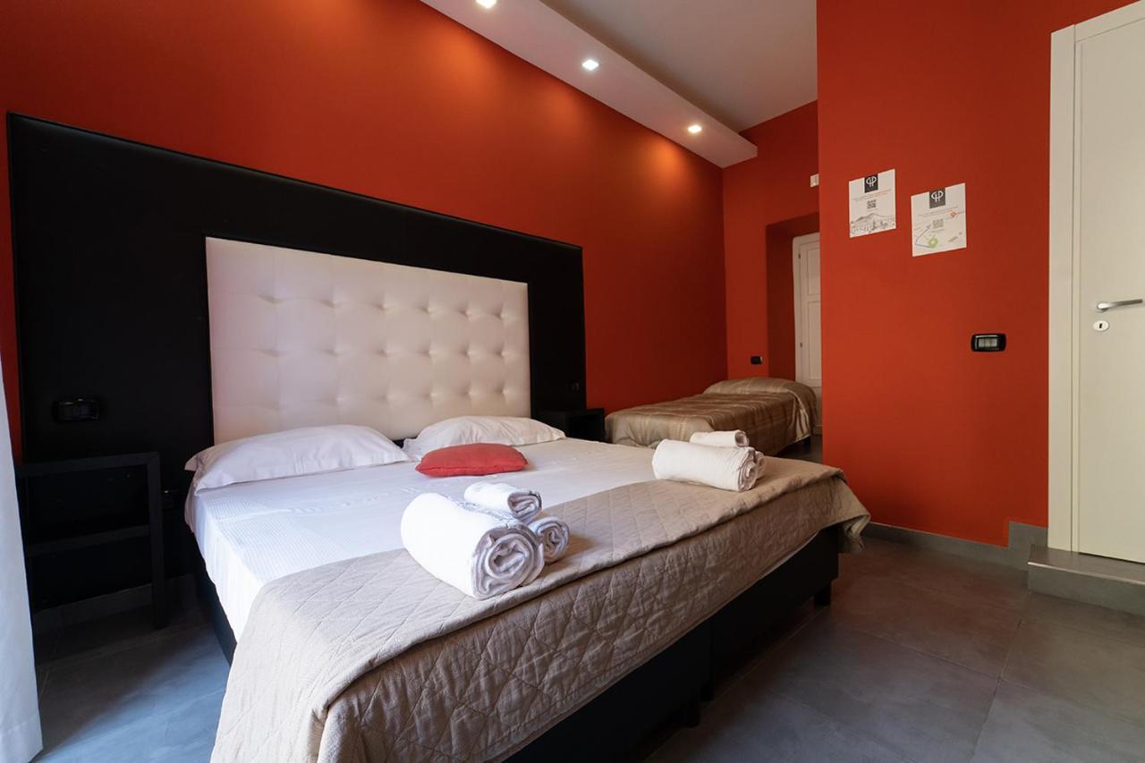 Отель Royal House Napoli Centro, By Clapa Group Экстерьер фото