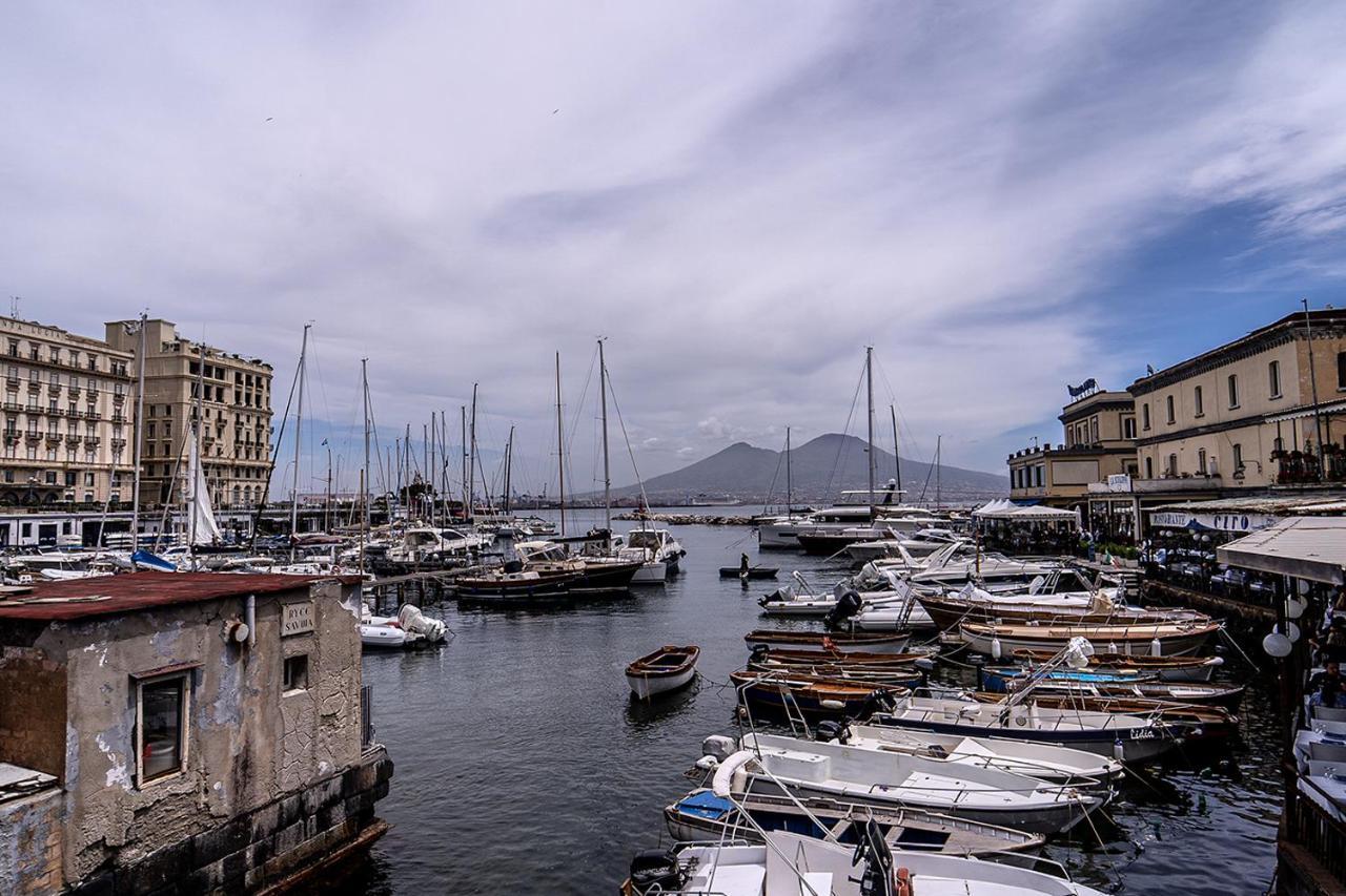 Отель Royal House Napoli Centro, By Clapa Group Экстерьер фото