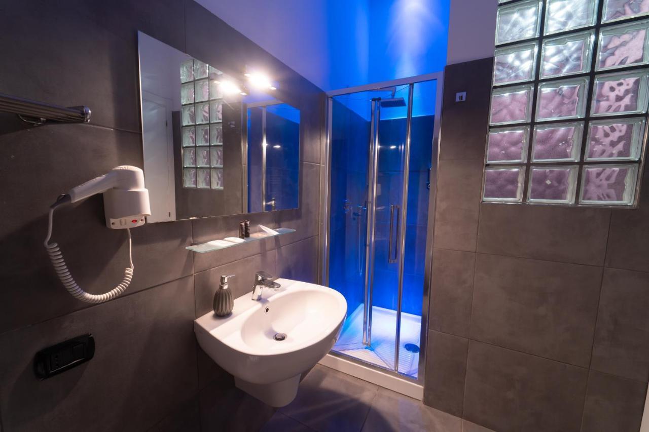 Отель Royal House Napoli Centro, By Clapa Group Экстерьер фото