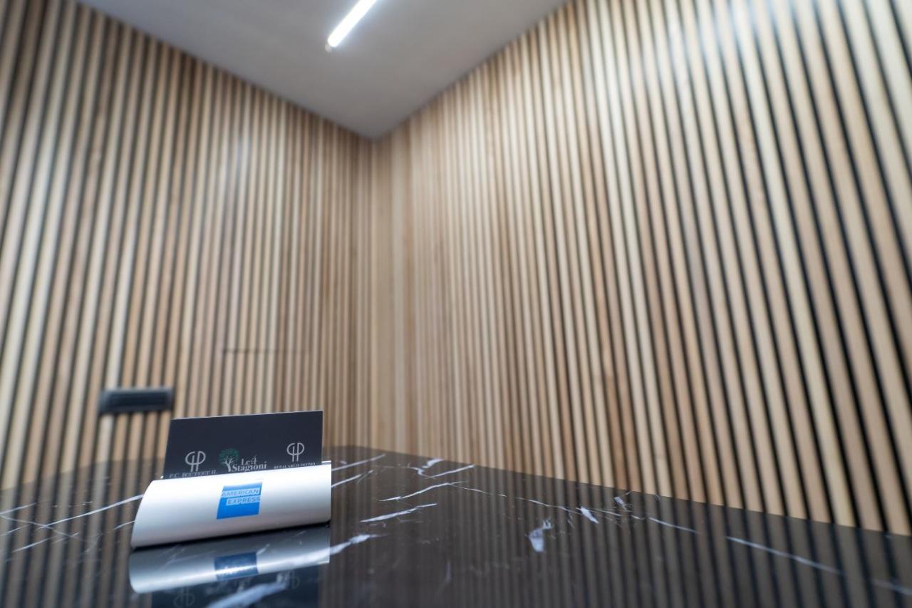 Отель Royal House Napoli Centro, By Clapa Group Экстерьер фото